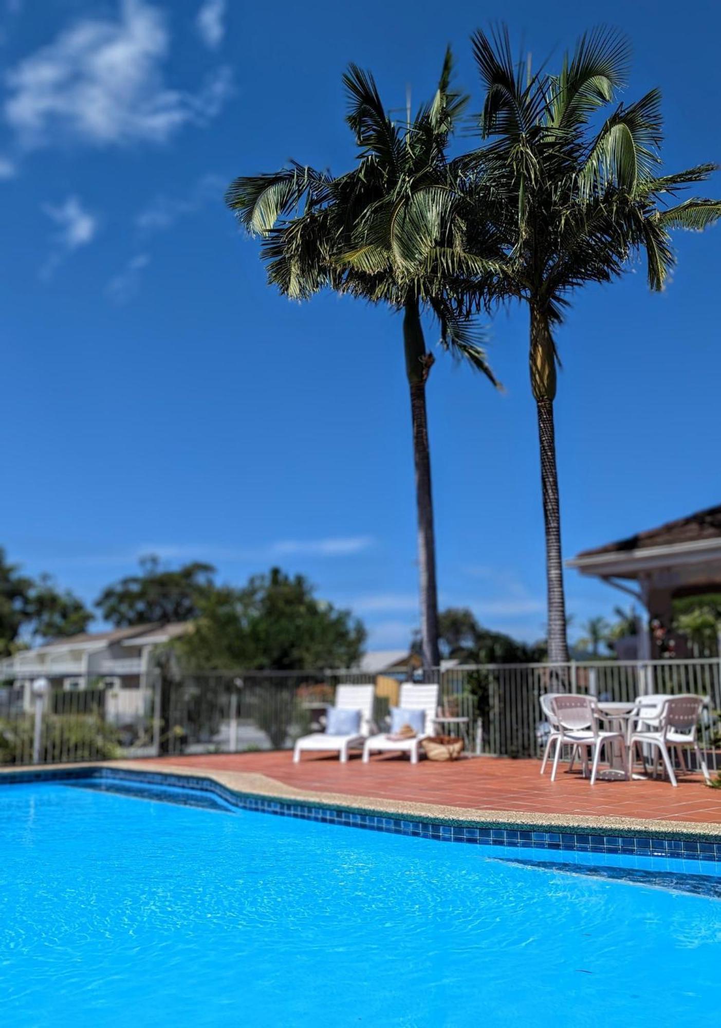 Island Palms Motor Inn Forster Εξωτερικό φωτογραφία