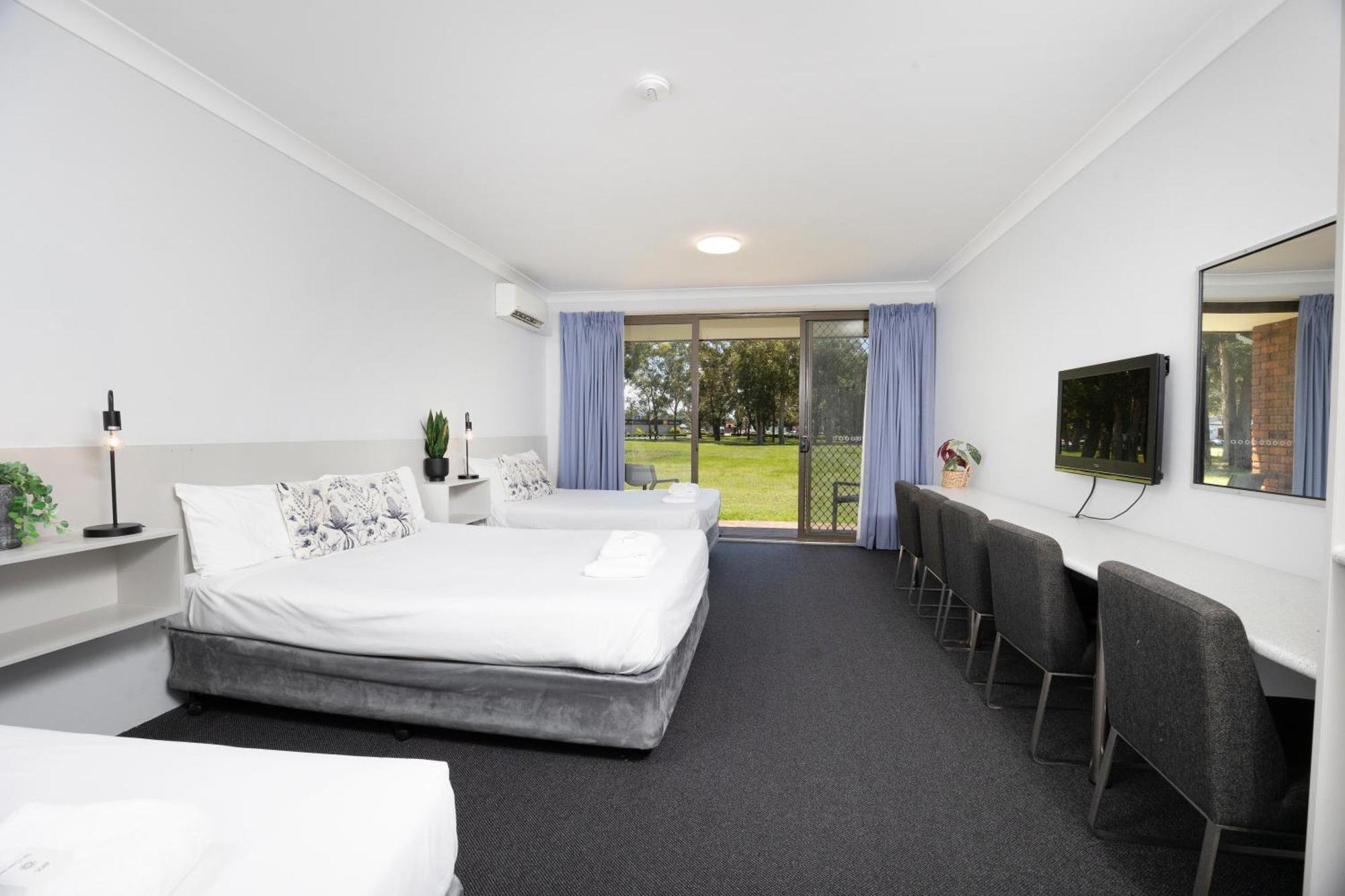Island Palms Motor Inn Forster Εξωτερικό φωτογραφία