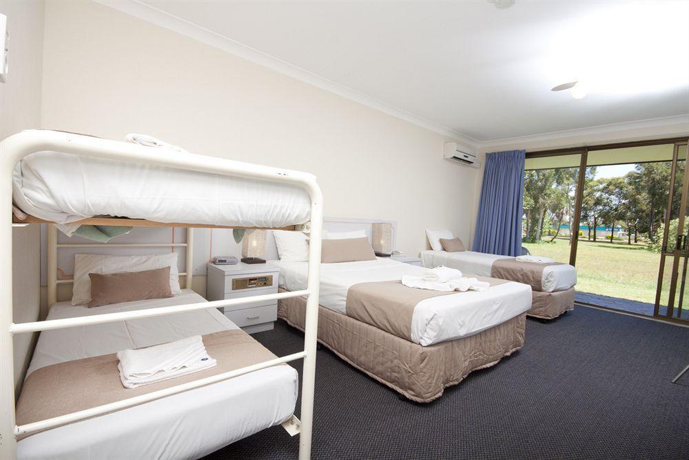 Island Palms Motor Inn Forster Εξωτερικό φωτογραφία